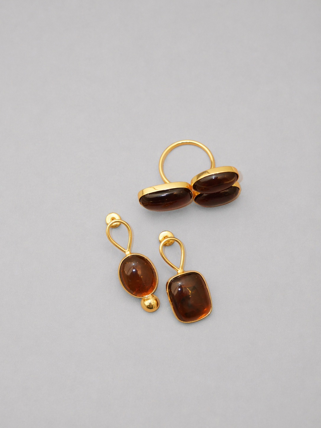 The Amara Set
