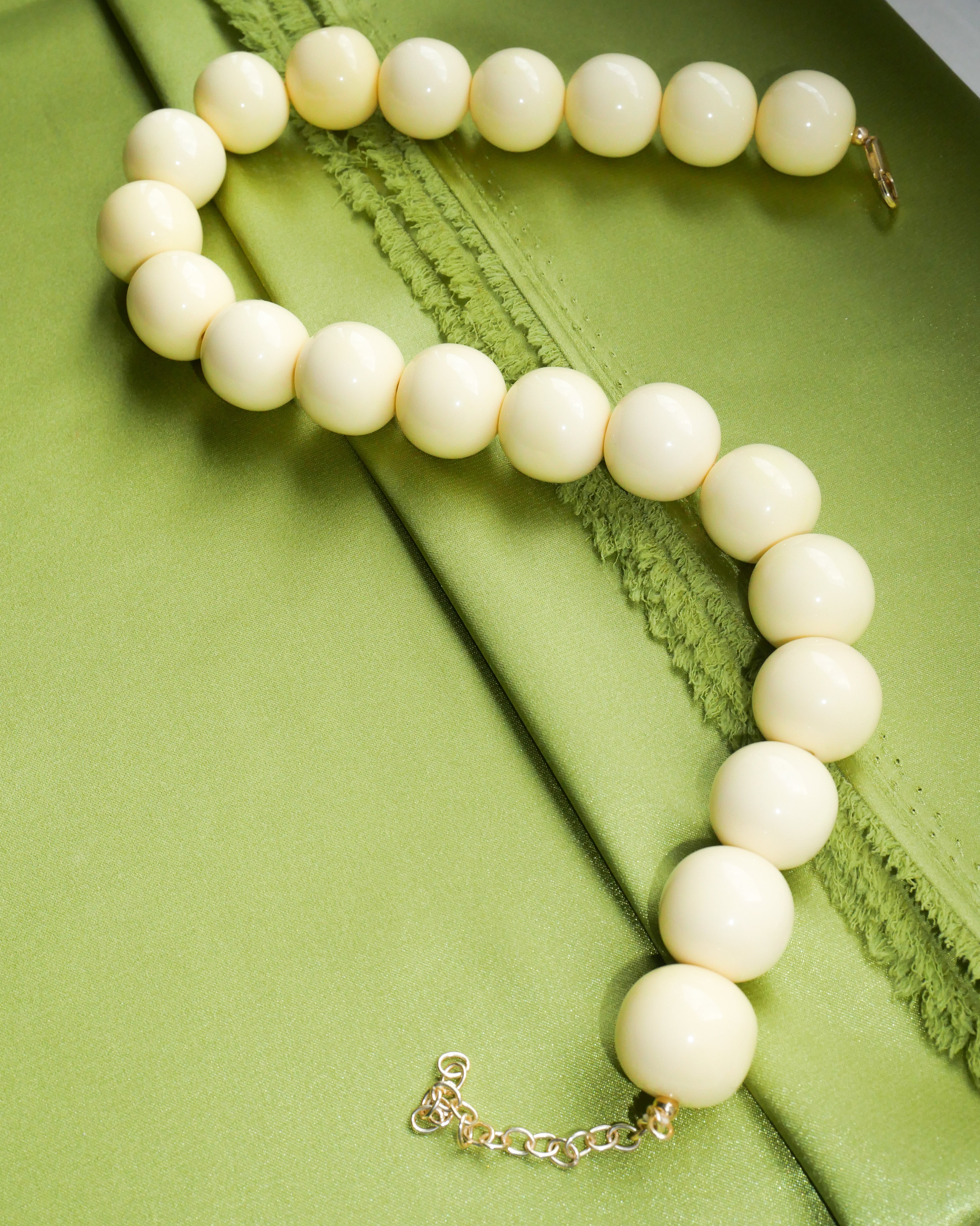 The Butter Yellow Bead necklace