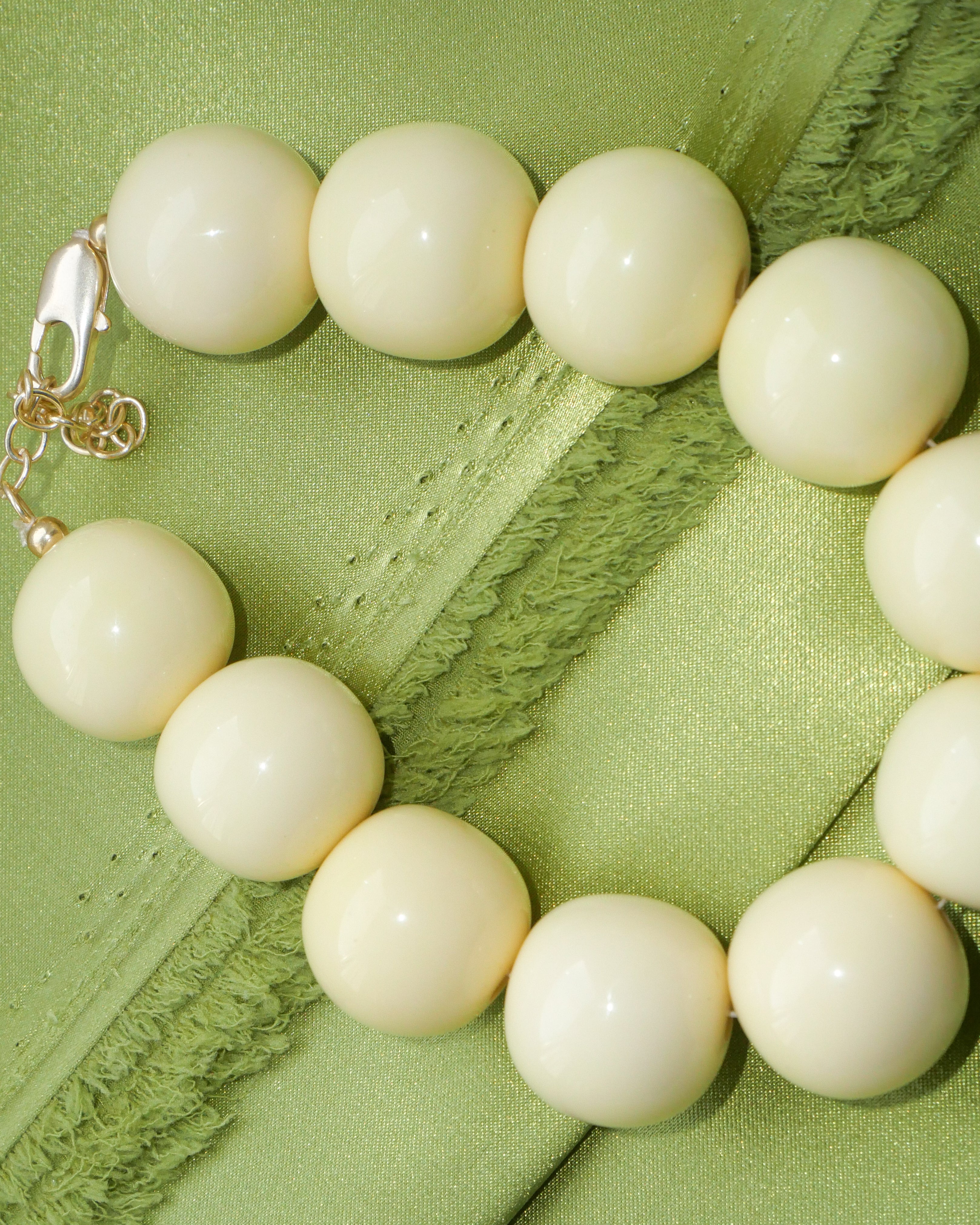 The Butter Yellow Bead bracelet