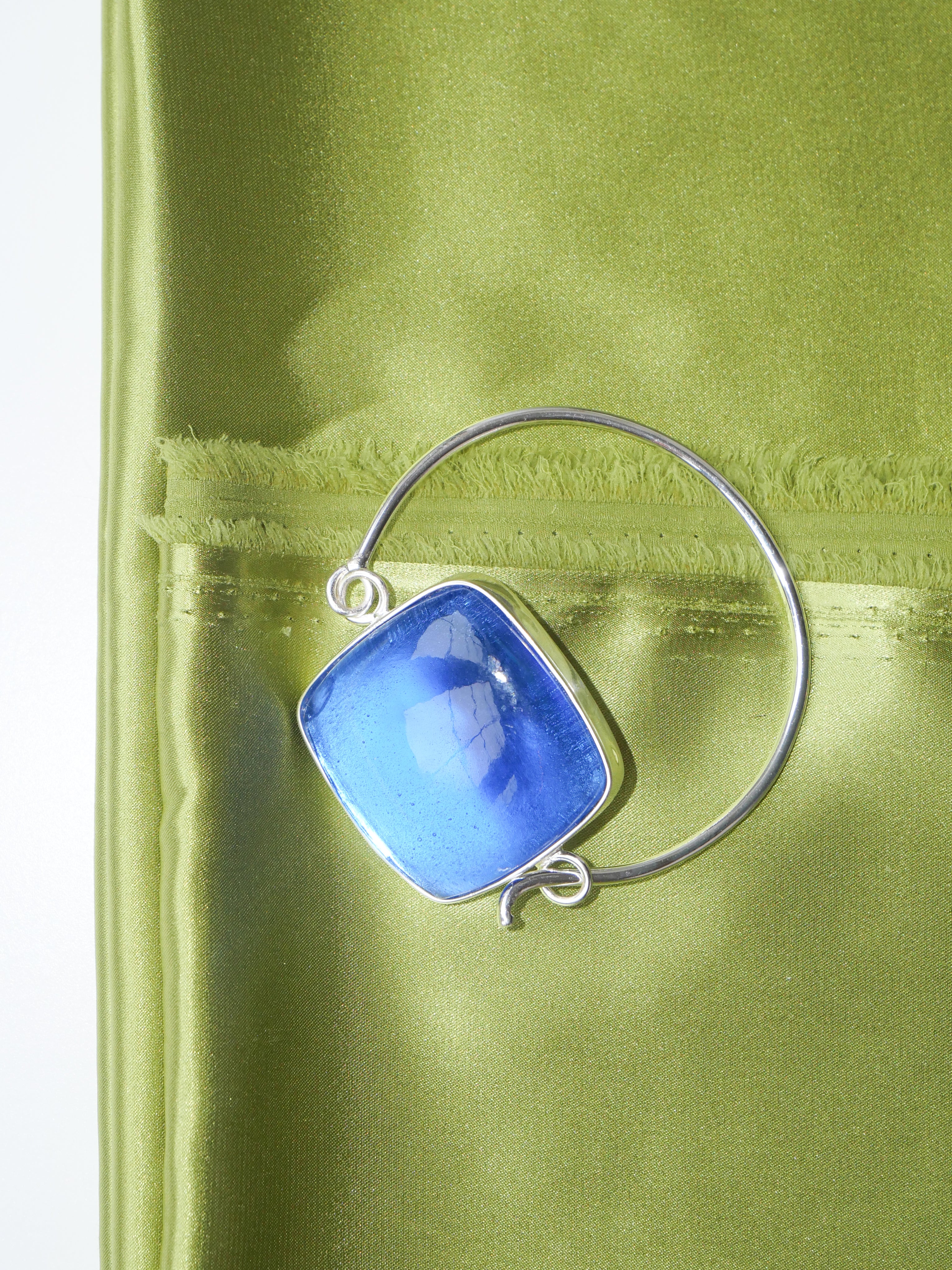 The Blue Ray bracelet